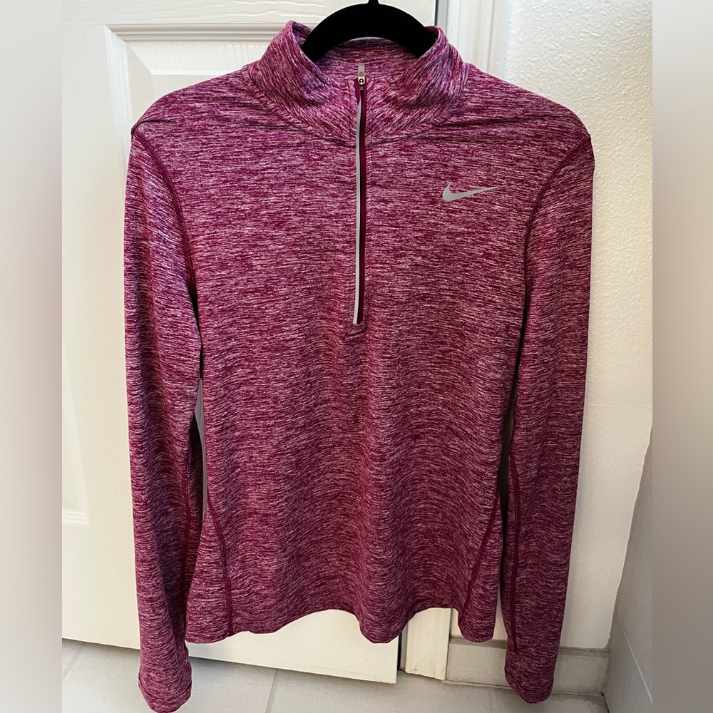 NIKE Women’s Element 1/4 Zip Top